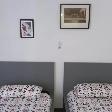 Il Merlo Coderlo Apartman Scorcetoli