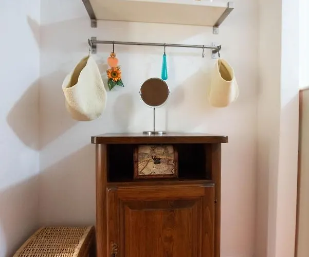 Il Merlo Coderlo شقة Scorcetoli