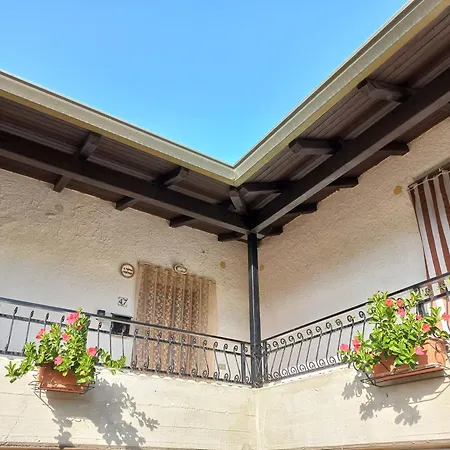 Appartement Il Merlo Coderlo Scorcetoli